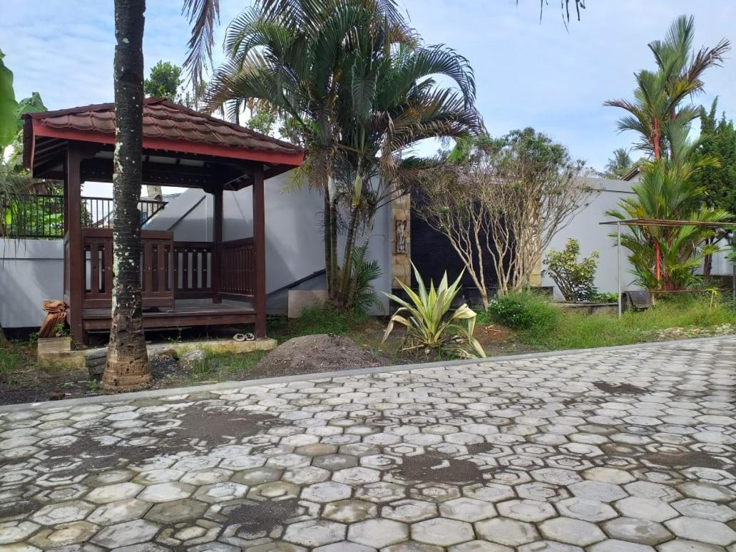 Rumah liburan Oemah Sadewa Cilacap